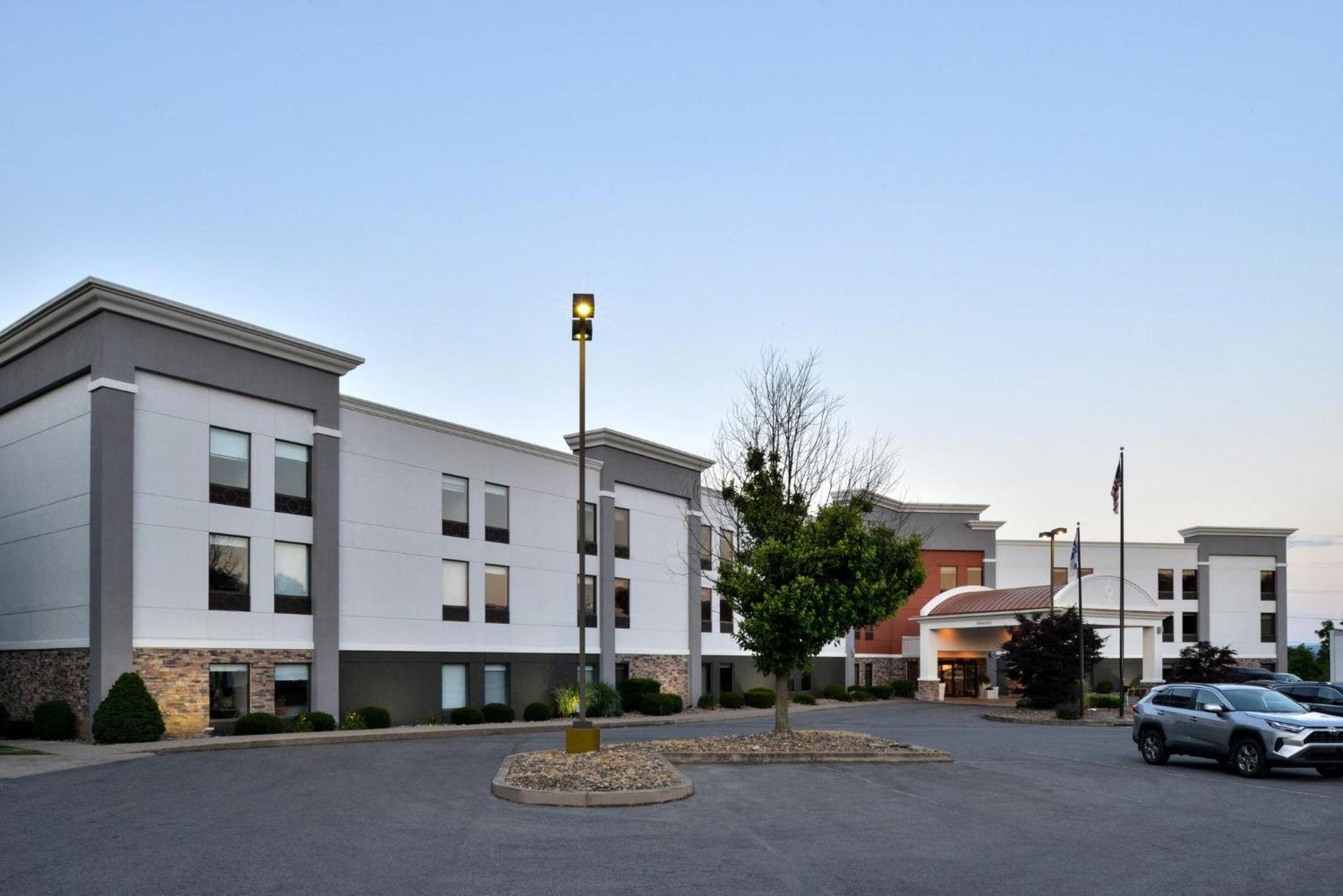 Holiday Inn Express Lewisburg - New Columbia By Ihg Luaran gambar