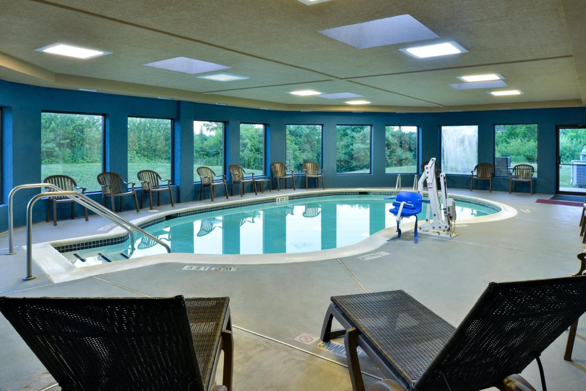 Holiday Inn Express Lewisburg - New Columbia By Ihg Luaran gambar