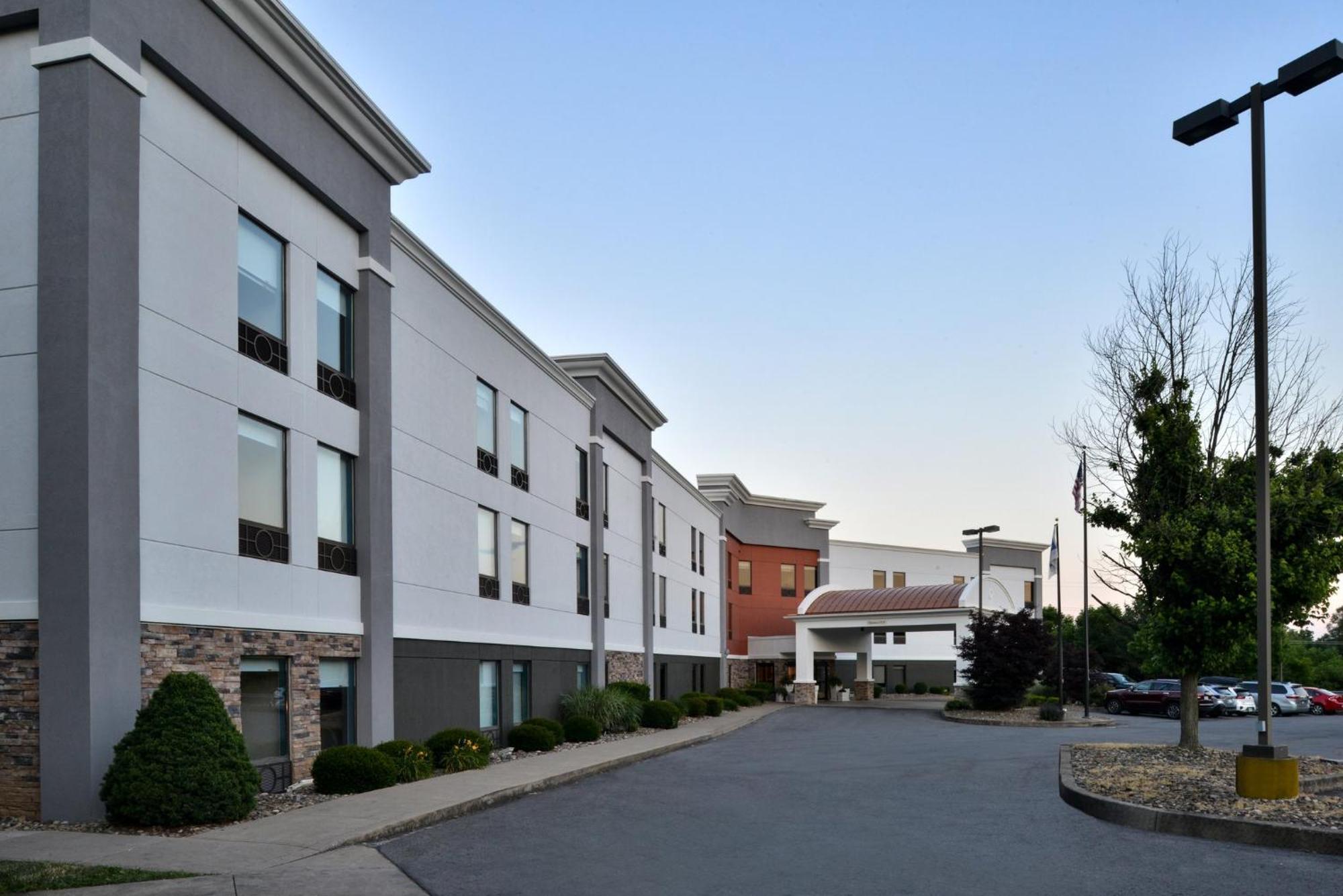 Holiday Inn Express Lewisburg - New Columbia By Ihg Luaran gambar