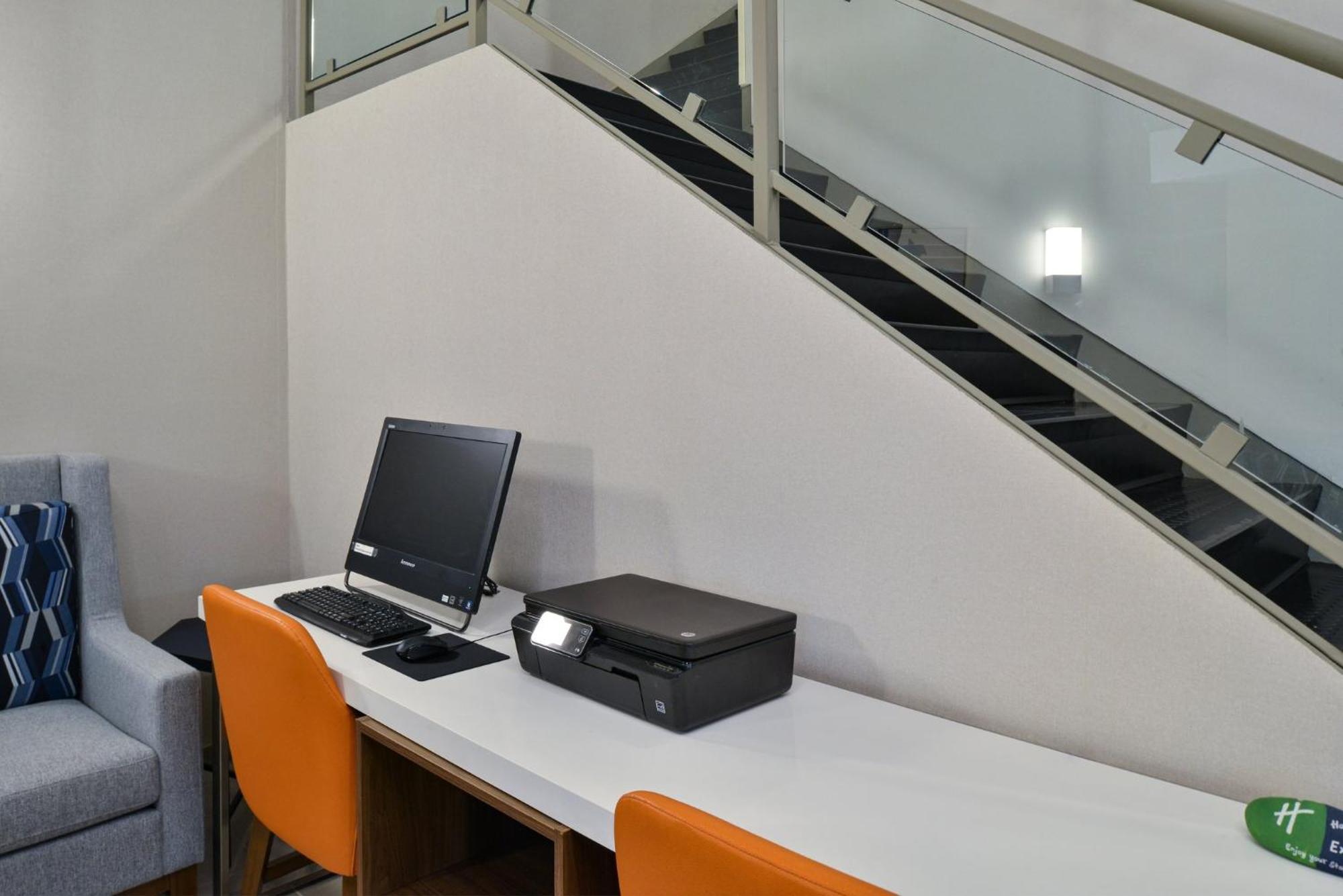 Holiday Inn Express Lewisburg - New Columbia By Ihg Luaran gambar